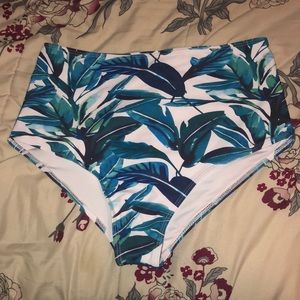 Size medium high waisted SHEIN bikini bottom